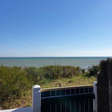 Pousse Le Portail Et Pose Toi Sur La Plage Noirmoutier-en-l'Ile Exterior photo