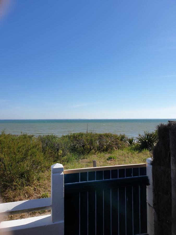 Pousse Le Portail Et Pose Toi Sur La Holiday home Noirmoutier-en-l'Ile